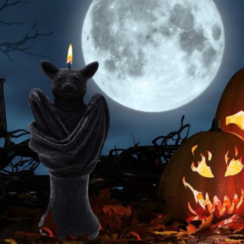 Gute Bat Shaped Skeleton Halloween Candle